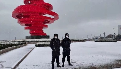疫情！雪情！温情！