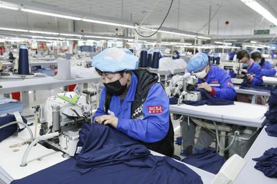 即墨精细化“店小二”服务助企防疫开工两不误