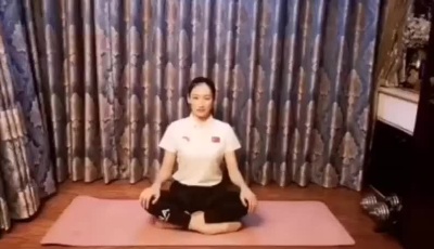 體操世界冠軍朱丹教你室內(nèi)健身操（九）