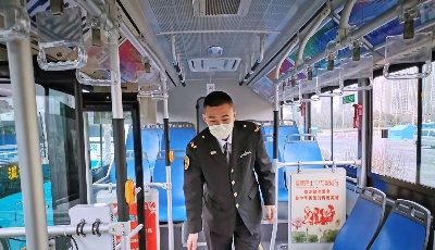 抗擊疫情 溫馨巴士青年先鋒隊在行動