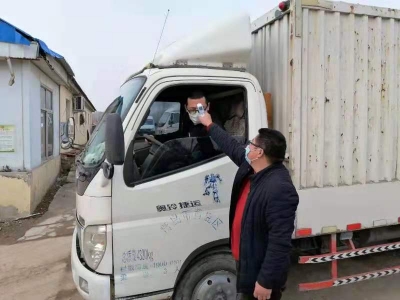 西海岸新区宝山镇：  一个复工企业一名专职“指导员”