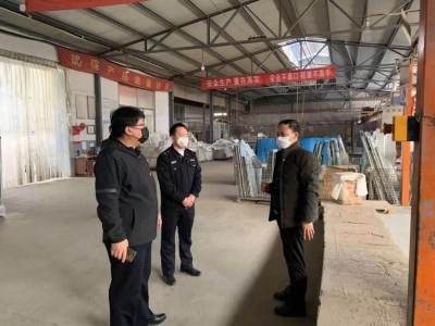 西海岸新区灵山卫街道：当好企业复工“勤务员”