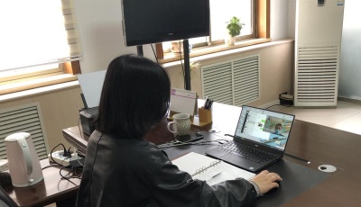 坚守“疫”线的夫妻档