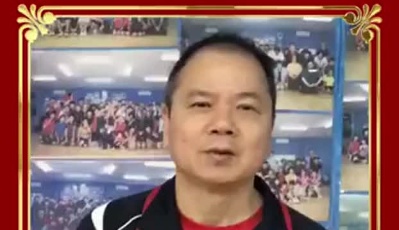 乒乓球奧運(yùn)冠軍韋晴光為奮戰(zhàn)在疫情一線的守護(hù)人加油！