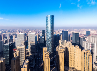 青岛国际航运中心：36家企业开工33家 3800万元高端人工智能航运设备已抵将亮相