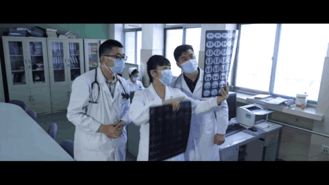 【地評線】戰(zhàn)“疫”微電影《向愛而行》：書寫凡人英雄故事