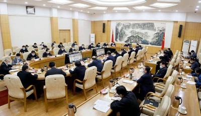 劉家義主持召開統籌疫情防控和經濟社會發展專題會議