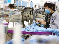 即墨纺织服装企业赶制订单拓海内外市场