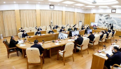 山東省委理論學習中心組進行集體學習 扛牢抓實管黨治黨主體責任 以全面從嚴治黨為統領統籌推進各項工作