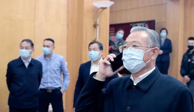 劉家義視頻連線省對口支援黃岡市疫情防控前方指揮部和援助武漢醫療隊