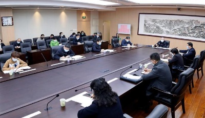 省委新冠肺炎疫情處置工作領(lǐng)導(dǎo)小組召開會議