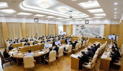 省委常委會召開會議認真學習習近平總書記重要講話精神