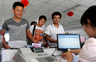 【中国稳健前行】发挥就业制度优势稳就业保就业