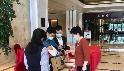 兩會第一天，習近平出席多場重要活動