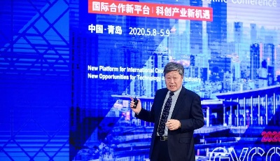 海爾集團(tuán)董事局主席、首席執(zhí)行官?gòu)埲鹈簦阂匀藛魏弦荒Ｊ絼?chuàng)物聯(lián)網(wǎng)時(shí)代新增長(zhǎng)引擎