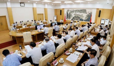 省委常委會召開會議 認真學習習近平總書記重要講話精神