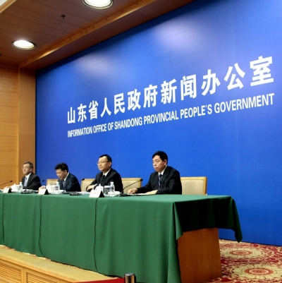 权威发布丨山东港口上半年货物吞吐量突破7亿吨 同比增长7.1%