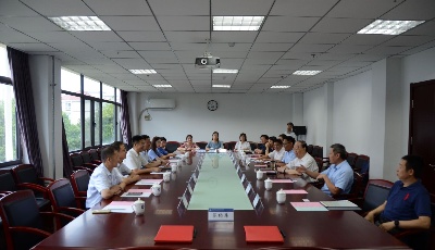 青食股份與管華詩院士團隊簽署戰略合作協議