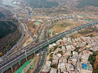 濟泰高速公路通車