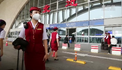 乘著高鐵看中國│途經(jīng)武漢：我送抗疫英雄回家