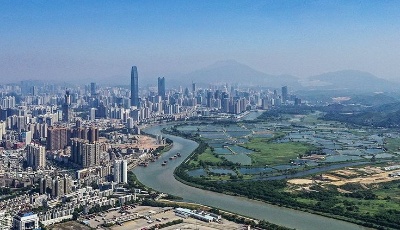 開啟全面建設(shè)社會主義現(xiàn)代化國家新征程——從黨的十九屆五中全會看中國未來發(fā)展