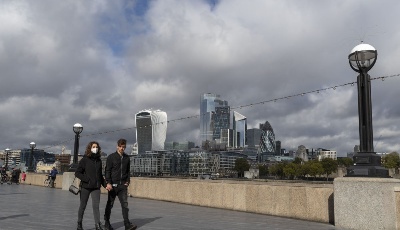 英國經(jīng)濟增速降至4個月來最低