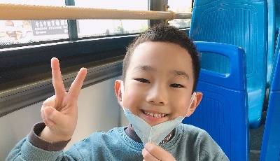 大车厢小故事  青岛有位“公交小达人”