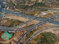 濟泰高速公路通車