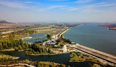 把新發(fā)展理念貫穿發(fā)展全過(guò)程各領(lǐng)域