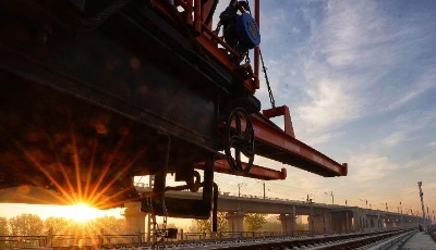 多路万亿级资金加速涌入“两新一重”