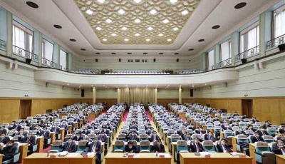 中共山東省委十一屆十二次全體會議舉行