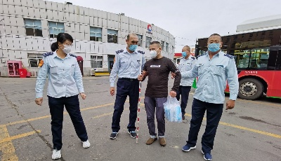 感谢信送到家！入冬后，这些乘客的举动暖到公交司机的心坎里