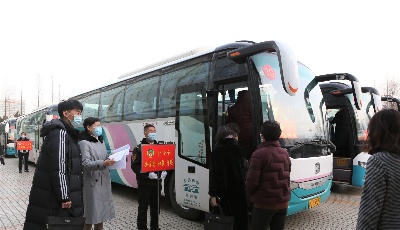 加强防控联动 连续九年保障“两会”交通   城运控股交运集团80余部车百余人服务青岛“两会” 