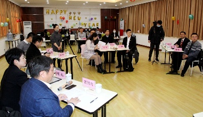 汇政产学研企金媒合力 2021首页传媒“首席沙龙”启动