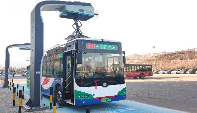 城运控股温馨巴士又换新公交车   新车不仅高颜值而且充电更智能 