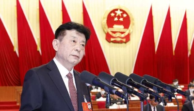 省十三屆人大五次會議舉行第二次全體會議