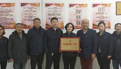 青島水務固廢公司環衛汽車修配廠工會喜獲“全國模范職工小家”榮譽稱號！