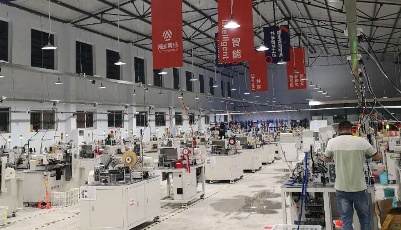 上合智能共享工場：互聯網助力制帽工廠生產成本降四成