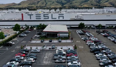 又攤上事了？！裁定特斯拉違反勞動法！還要求馬斯克必須做這件事