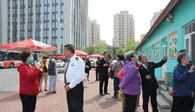 温馨巴士开门听民意 高效互动获乘客点赞