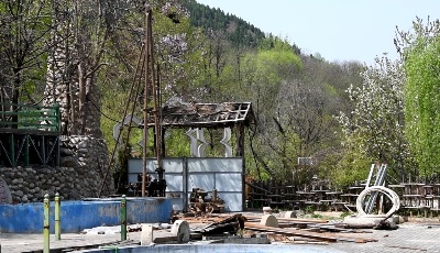 “网红小镇”为何“帅不过三秒”？ 火爆背后问题重重