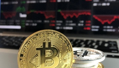 监管出手刺破泡沫 比特币频现“瀑布”行情