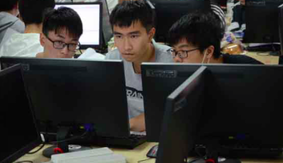 聚焦青年科技創(chuàng)新 第七屆市大學(xué)生科技節(jié)、大學(xué)生ACM程序設(shè)計競賽舉辦