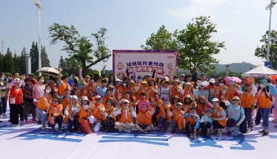 玩转年代老游戏 如新赋能更美好生活 燃爆第一海水浴场