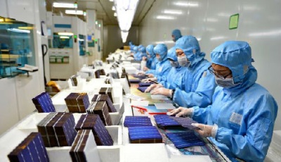 磷酸鐵鋰電池裝車量占比過半 新能源車冬季續航難題亟待破解