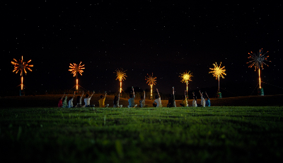 再破圈！青岛啤酒用10000个啤酒罐制作礼花为中国健儿助威