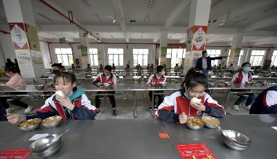 山东：2023年全省中小学校食堂全部达到规范化食堂标准  