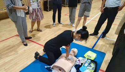 西海岸汽车东站驾照人员参加AED培训
