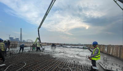 驻青企业承建的孟加拉艾萨拉姆电厂飞灰码头完成浇筑