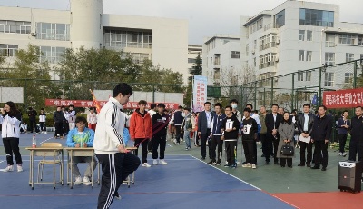 万名大学生“燃起来”！青科大举行首届青年学生跳绳大赛